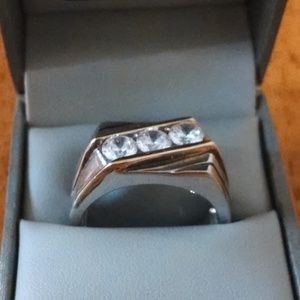 NWT 10k YG Diagonal CZ Men's Ring